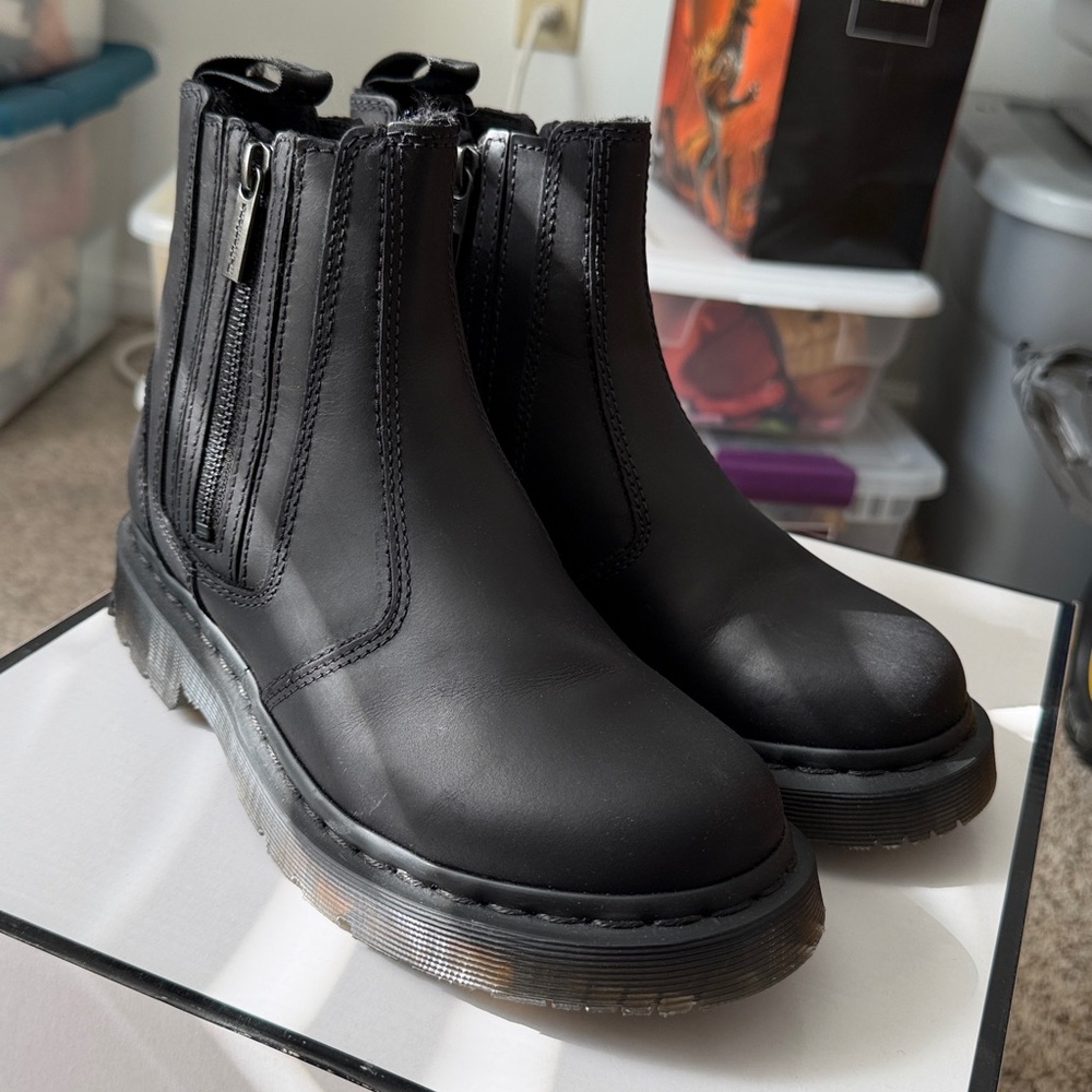 Doc Martens Alyson Wintergrip Chelsea Boots